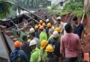 സംസ്ഥാനത്ത് മഴക്കെടുതിയിൽ വൻ നാശനഷ്ടങ്ങൾ, മരണം ഉയരുന്നു, മണ്ണിടിഞ്ഞ് വീണ് തകർന്ന വീടിനുള്ളിൽ കുടുങ്ങി 2 കുഞ്ഞുങ്ങളും മരിച്ചു