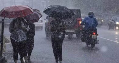 മഴ ശക്തം: വിവിധ ജില്ലകളിൽ വിദ്യാഭ്യാസ സ്ഥാപനങ്ങൾക്ക് വ്യാഴാഴ്ച അവധി, പരീക്ഷകൾക്ക് മാറ്റമില്ല മഴ ശക്തം: വിവിധ ജില്ലകളിൽ വിദ്യാഭ്യാസ സ്ഥാപനങ്ങൾക്ക് വ്യാഴാഴ്ച അവധി, പരീക്ഷകൾക്ക് മാറ്റമില്ല