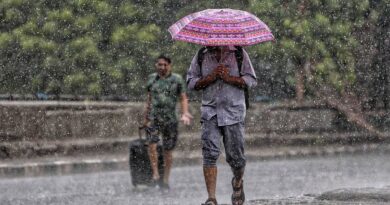 അതിതീവ്ര മഴ; നാല് ജില്ലകളിലെ വിദ്യാഭ്യാസ സ്ഥാപനങ്ങൾക്ക് നാളെ അവധി