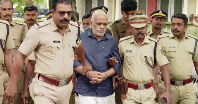 ‘ചെന്താമരയ്ക്ക് മാനസാന്തരം ഉണ്ടാകില്ല’; കേരളത്തെ നടുക്കിയ നെന്മാറ ഇരട്ടക്കൊലക്കേസിൽ വധശിക്ഷ വിധിച്ച് കോടതി ‘ചെന്താമരയ്ക്ക് മാനസാന്തരം ഉണ്ടാകില്ല’; കേരളത്തെ നടുക്കിയ നെന്മാറ ഇരട്ടക്കൊലക്കേസിൽ വധശിക്ഷ വിധിച്ച് കോടതി